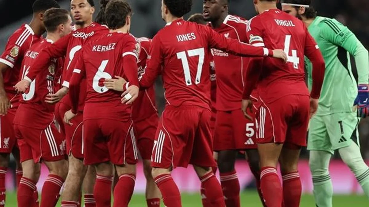 توقيت انطلاق مباراة ليفربول القادمة ببطولة الدوري الإنجليزي وتردد القنوات الناقلة لها